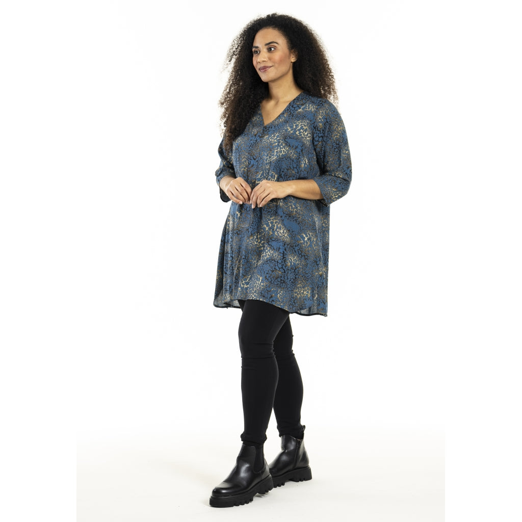 Studio SElma Shirt Shirt Blue gold leo