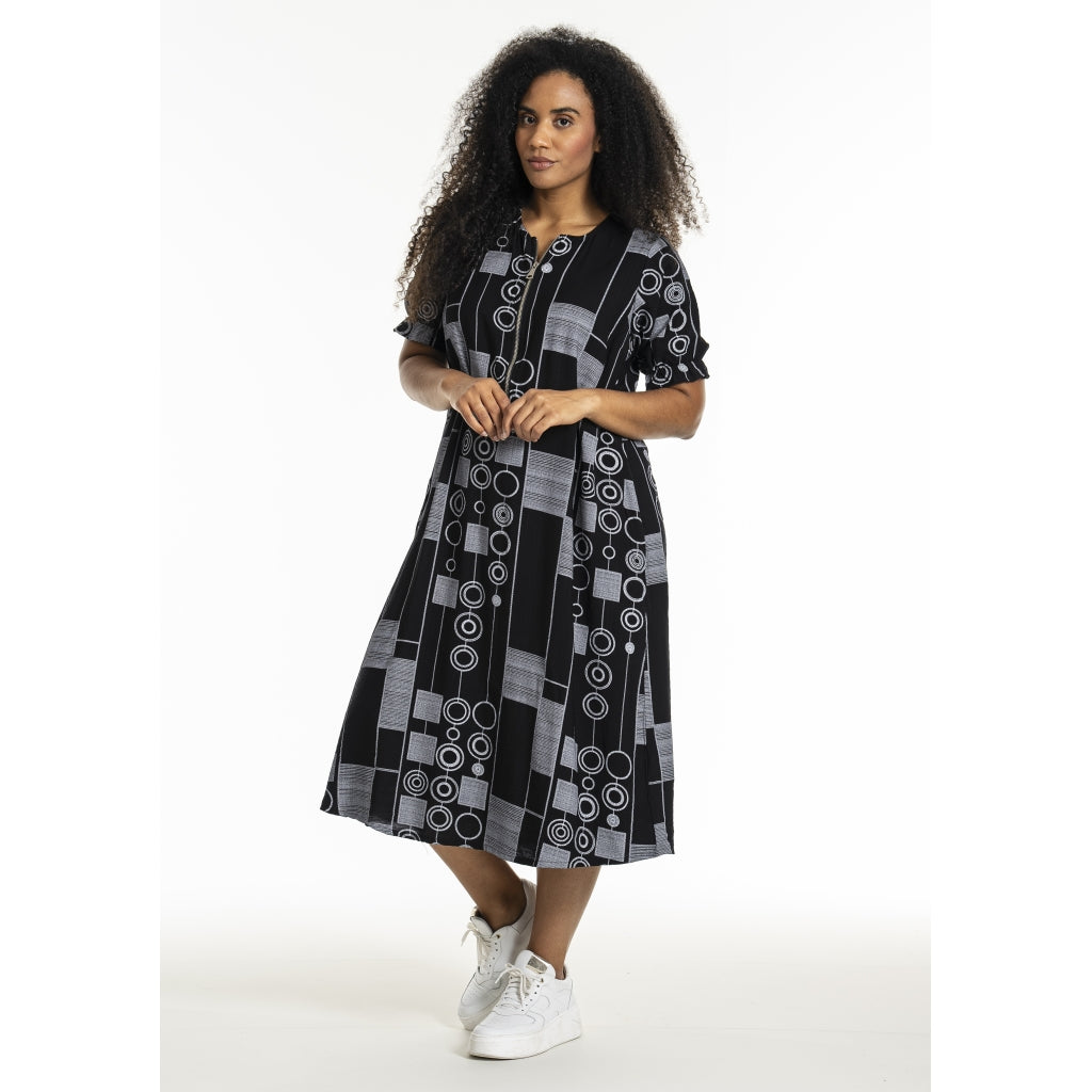 Studio SJetta Spencer Spencer Black with white patterns