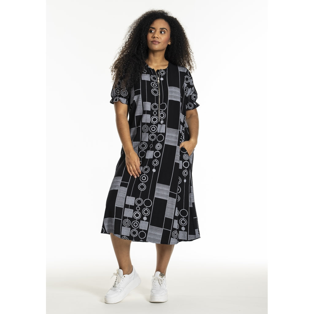 Studio SJetta Spencer Spencer Black with white patterns