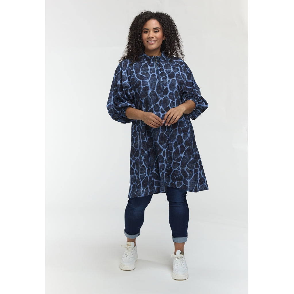 Studio SAya Dress Dress Blue giraf