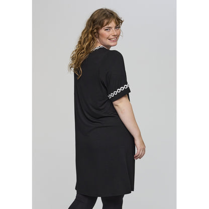 Studio SBlair Dress Dress black with white flowers