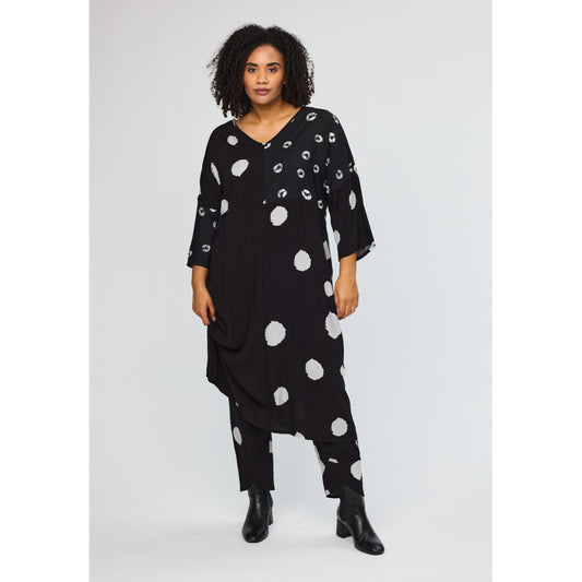 Studio SCara Dress Tunic Black with dots