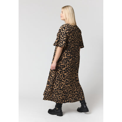 Studio SChrista Dress Dress Black sand leo crepe