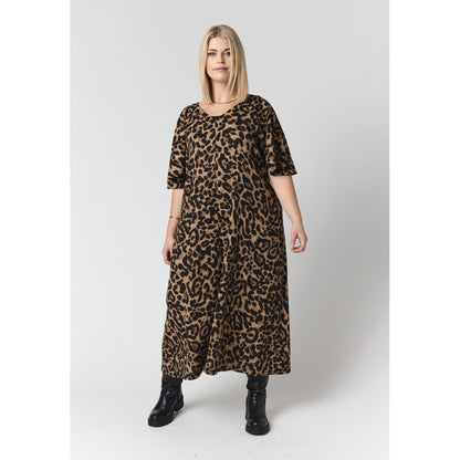 Studio SChrista Dress Dress Black sand leo crepe