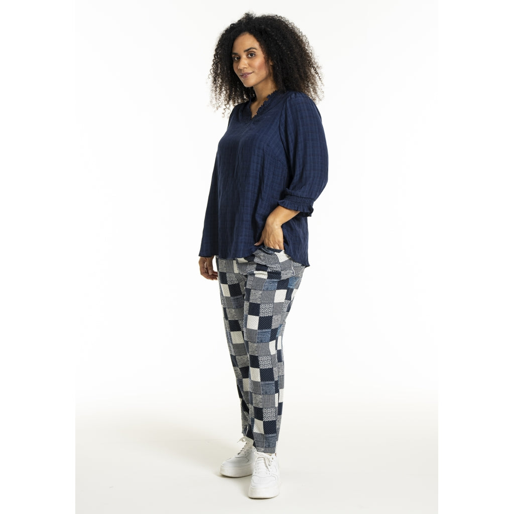 Studio SChristine Trousers WITHOUT elastic in legs Trousers Navy-white checks with print