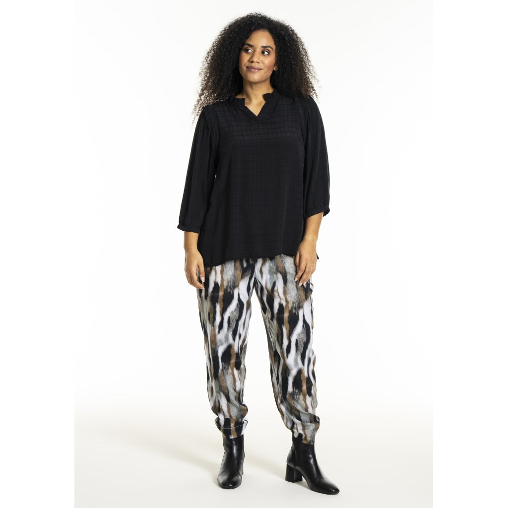 Studio SChristine Trousers WITHOUT elastic in legs Trousers Black with grey/sand skies