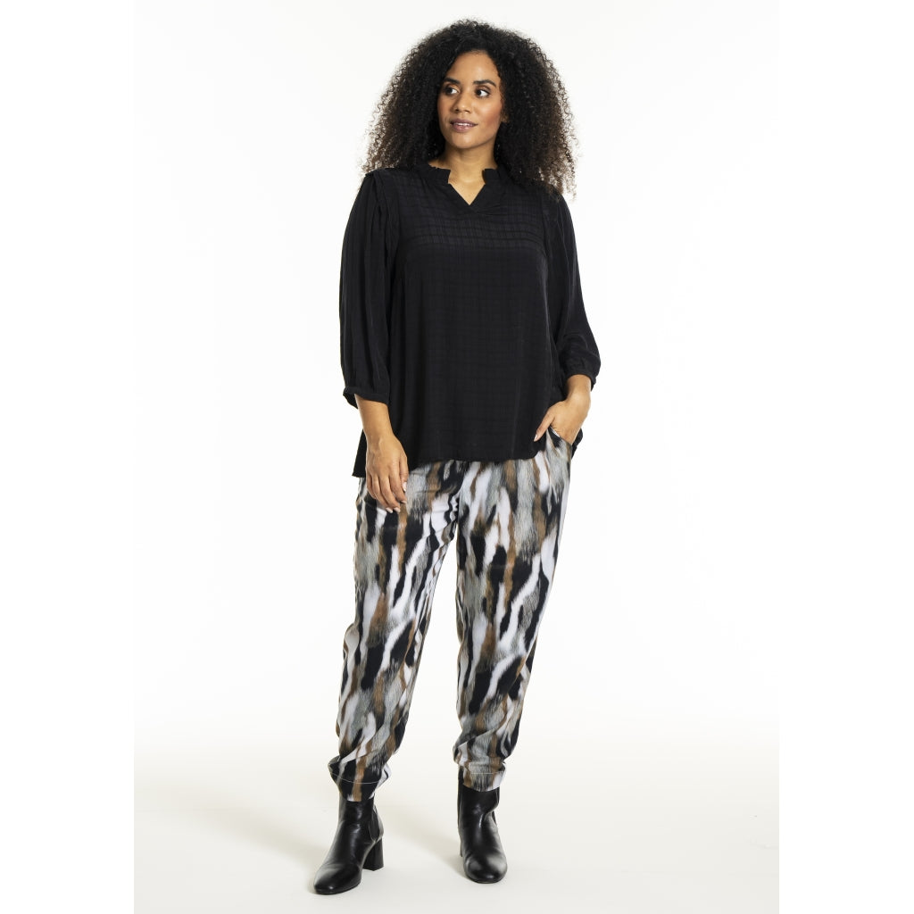 Studio SChristine Trousers WITHOUT elastic in legs Trousers Black with grey/sand skies