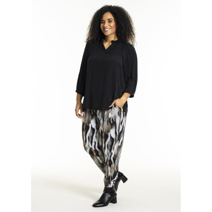 Studio SChristine Trousers WITHOUT elastic in legs Trousers Black with grey/sand skies