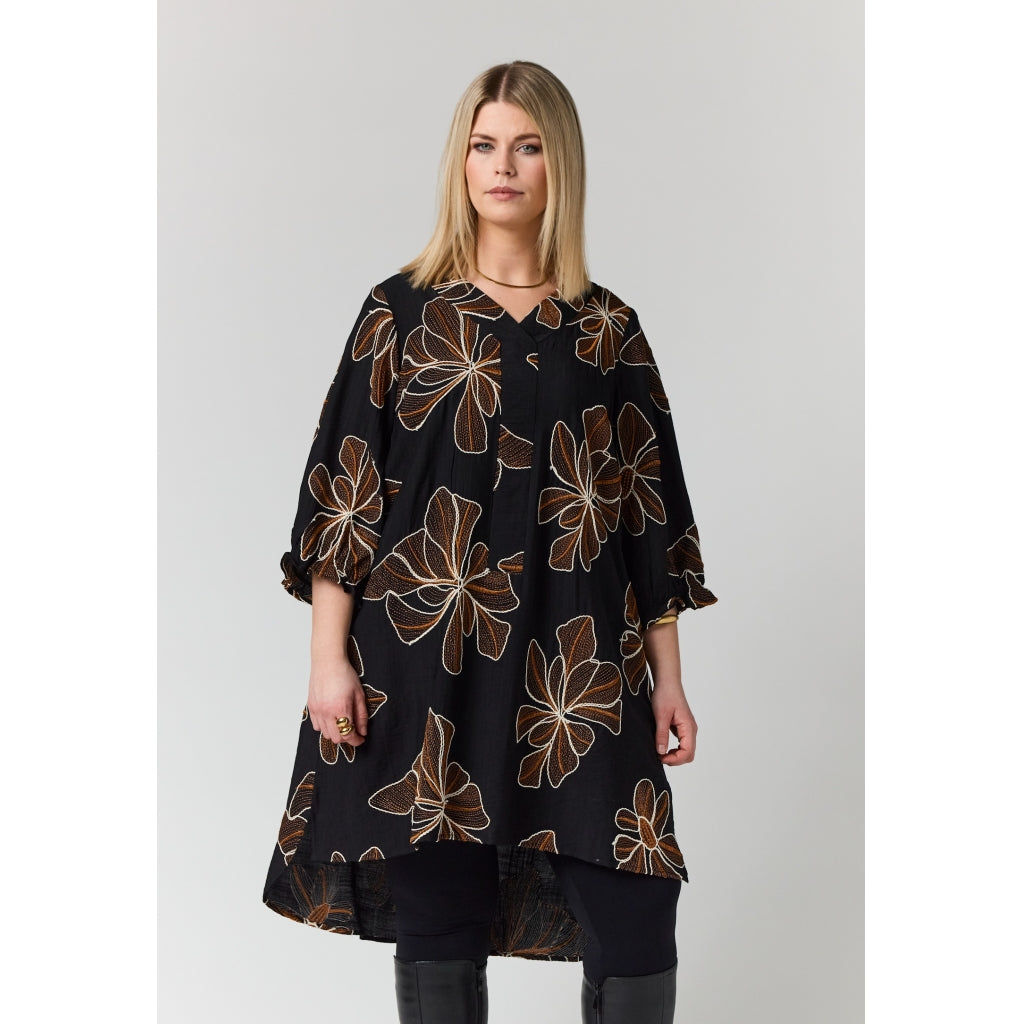 Studio SElma Shirt Shirt Black with flower