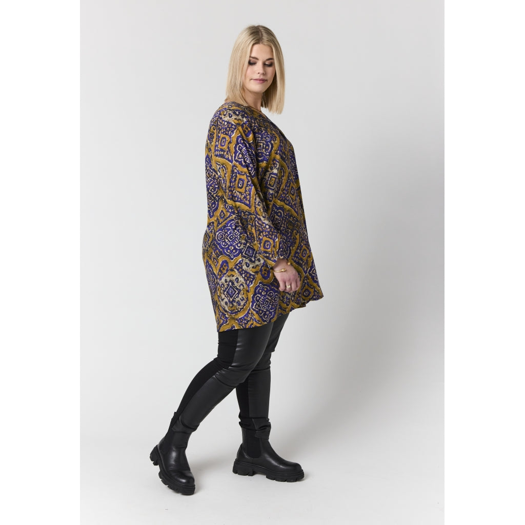 Studio SElsine Tunic Tunic Purple Printed