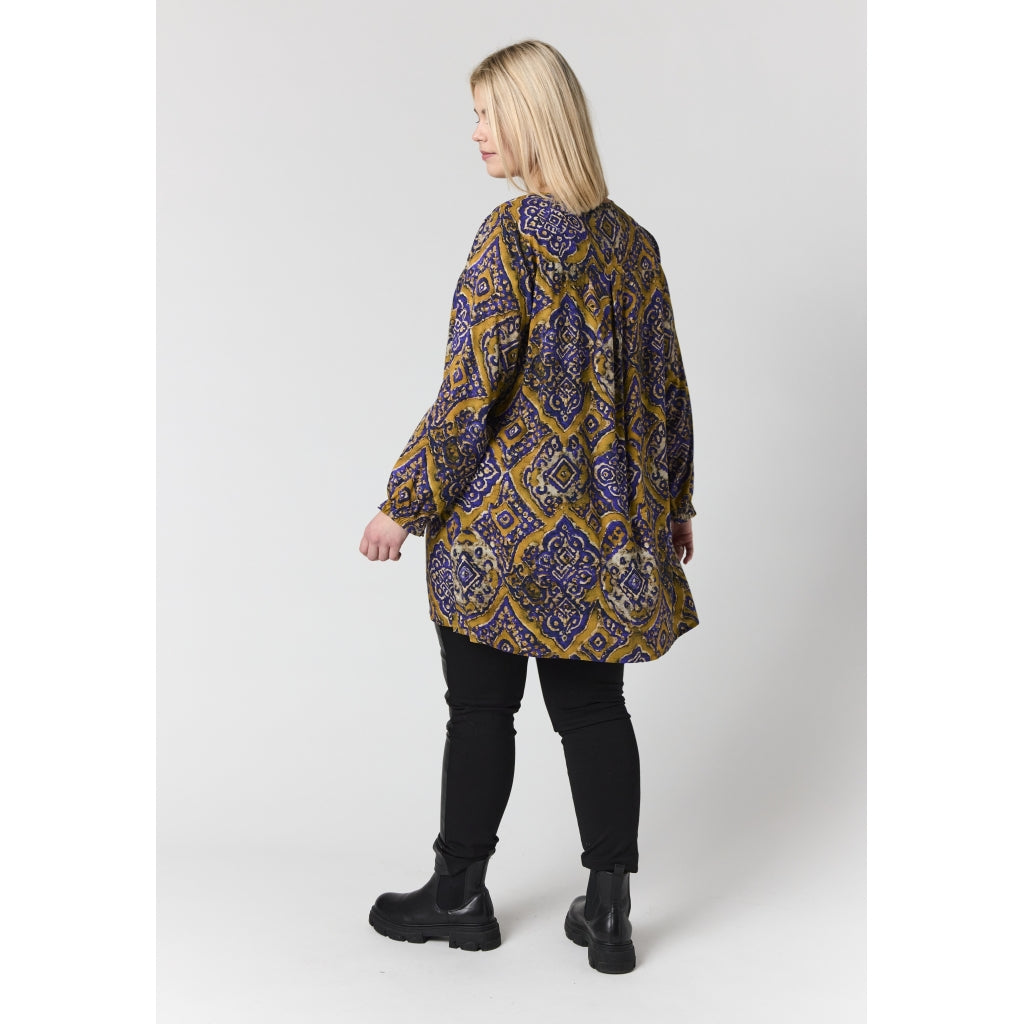 Studio SElsine Tunic Tunic Purple Printed