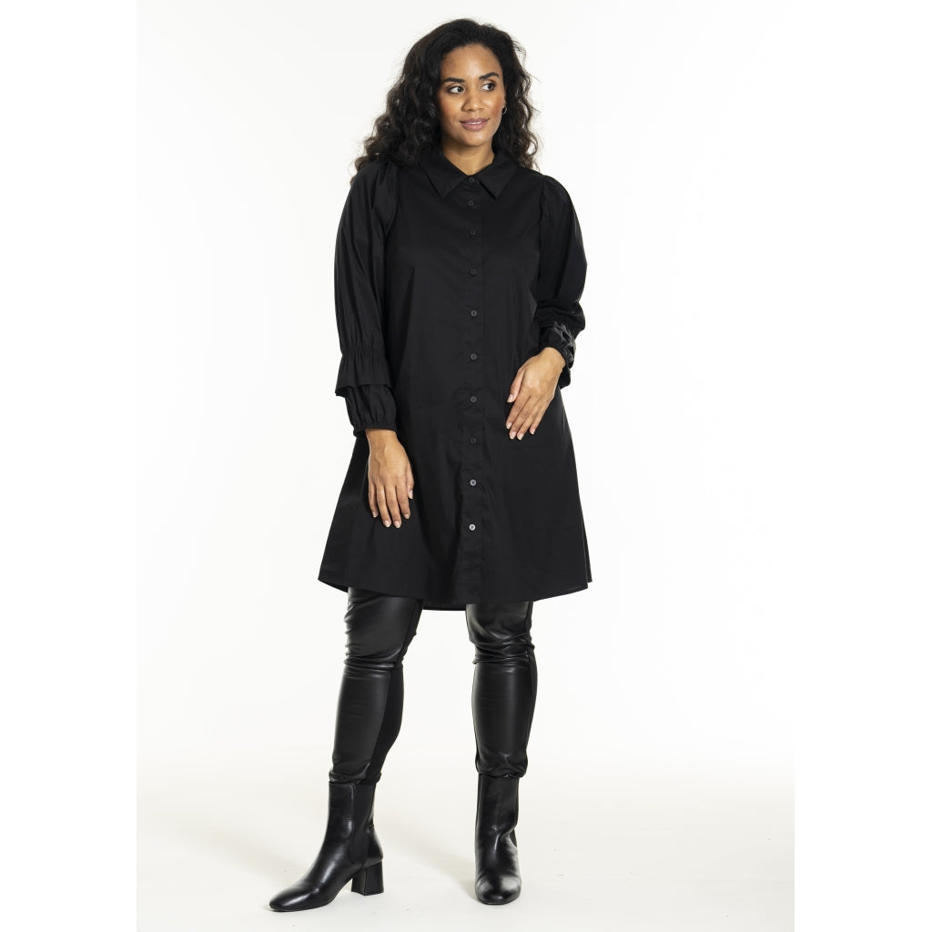 Studio SGunette Shirt star on the back Shirt Black