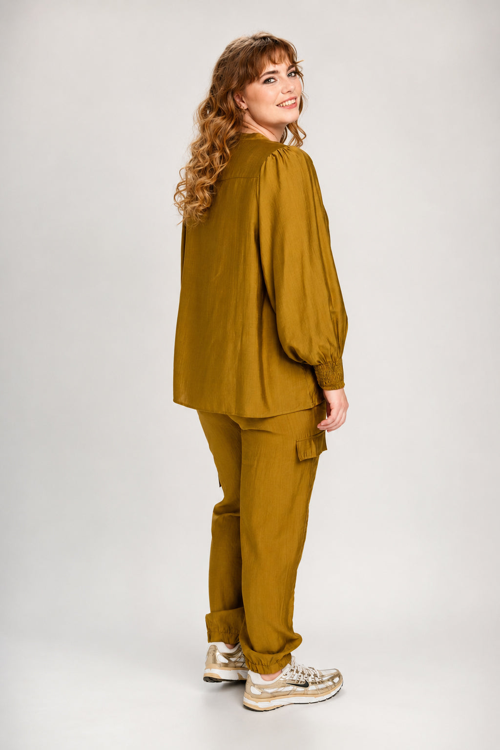 Studio SHannah Shirt Shirt Curry