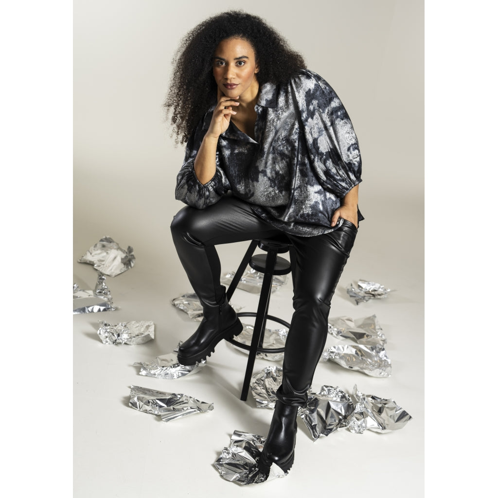 Studio SHasel Fake leather pants Pants Black