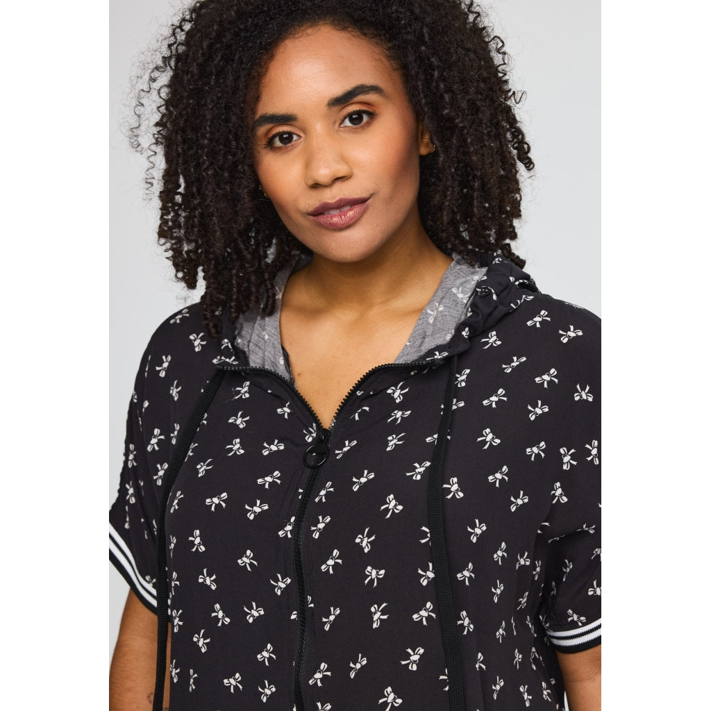 Studio SLilia vest with zipper Vest Black with white