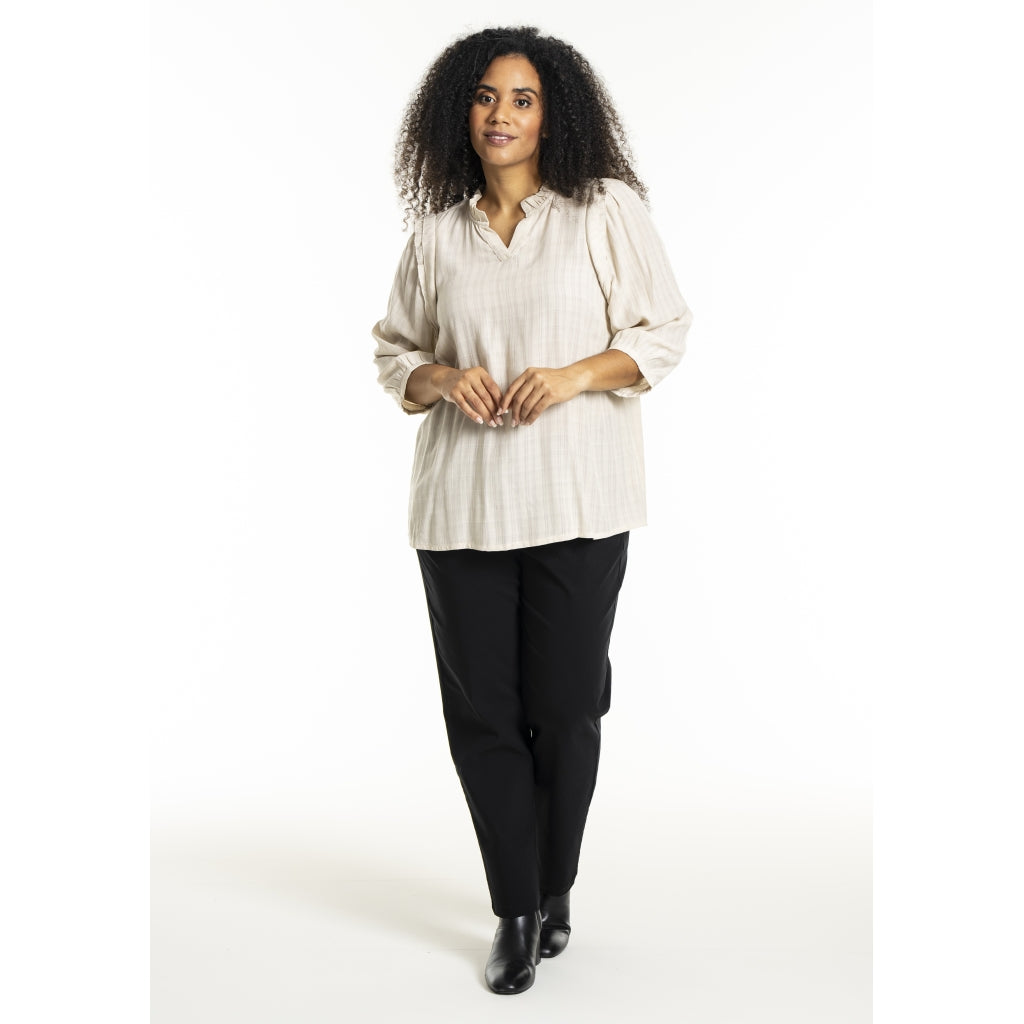 Studio SLilly Shirt with flounces Shirt Sand