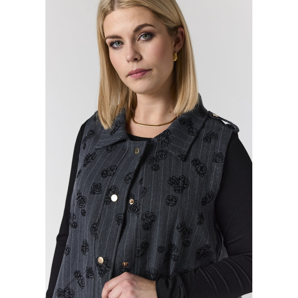 Studio SLiora vest Vest Grey with white stripe and black roses