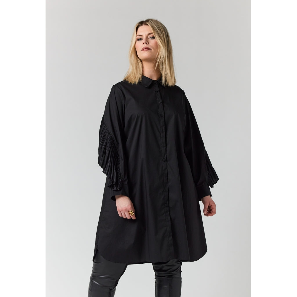 Studio SLiva-Marie Dress with plisse Dress Black