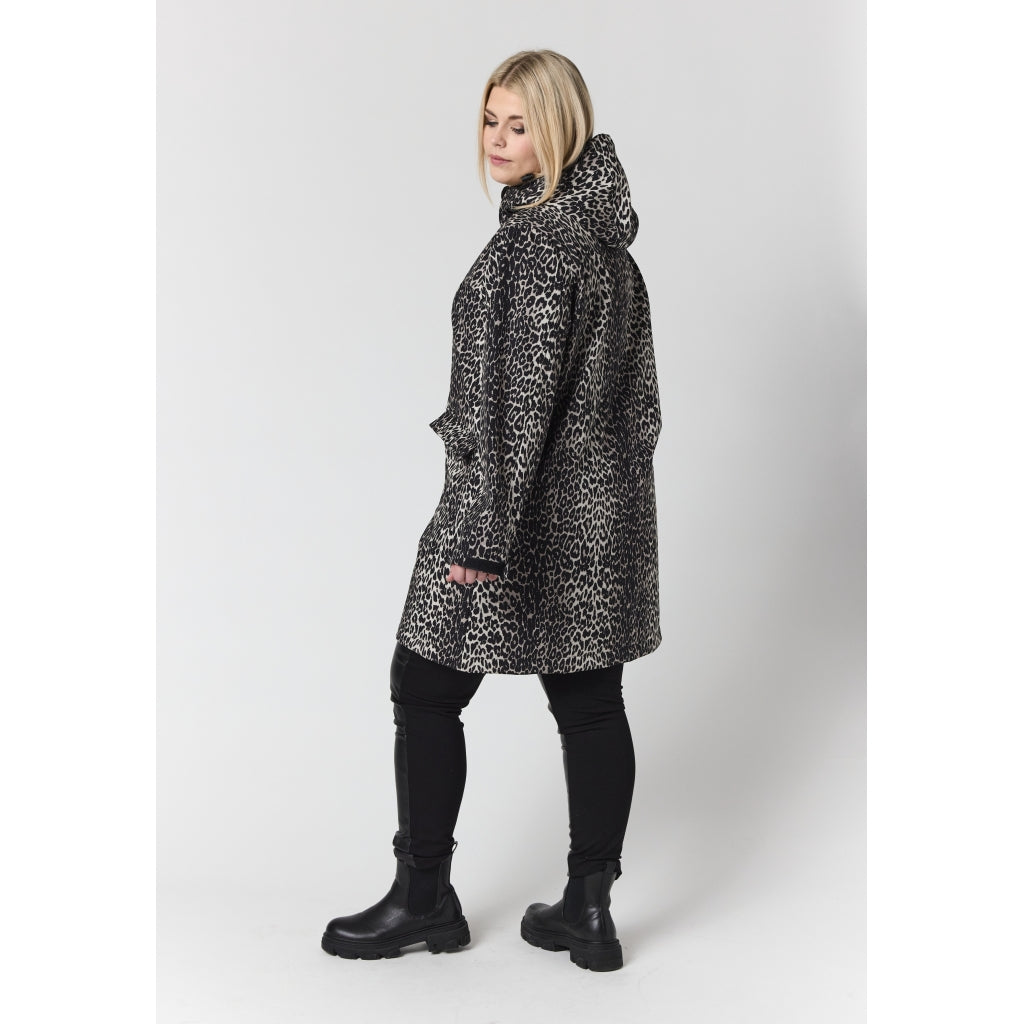 Studio SLotte Softshell Jacket Jacket Leo Print
