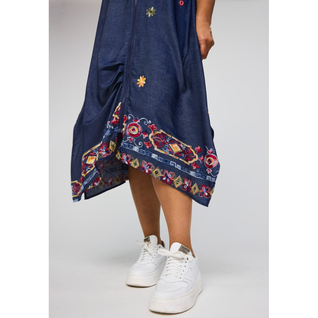 Studio SNoella Dress Dress Blue denim with red embroidery