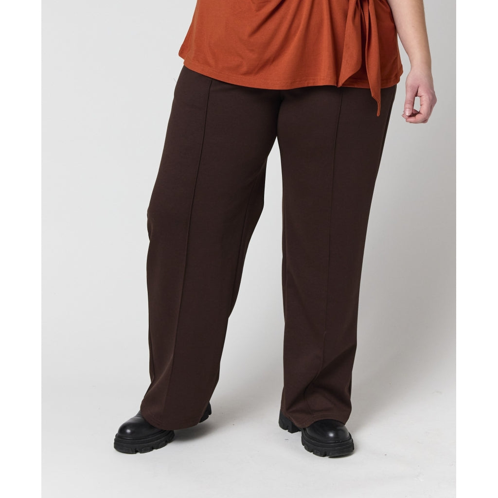 Studio SNovalie Trousers Trousers Brown