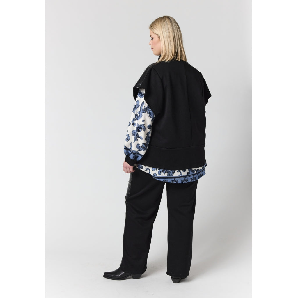 Studio SNovalie Trousers Trousers Black