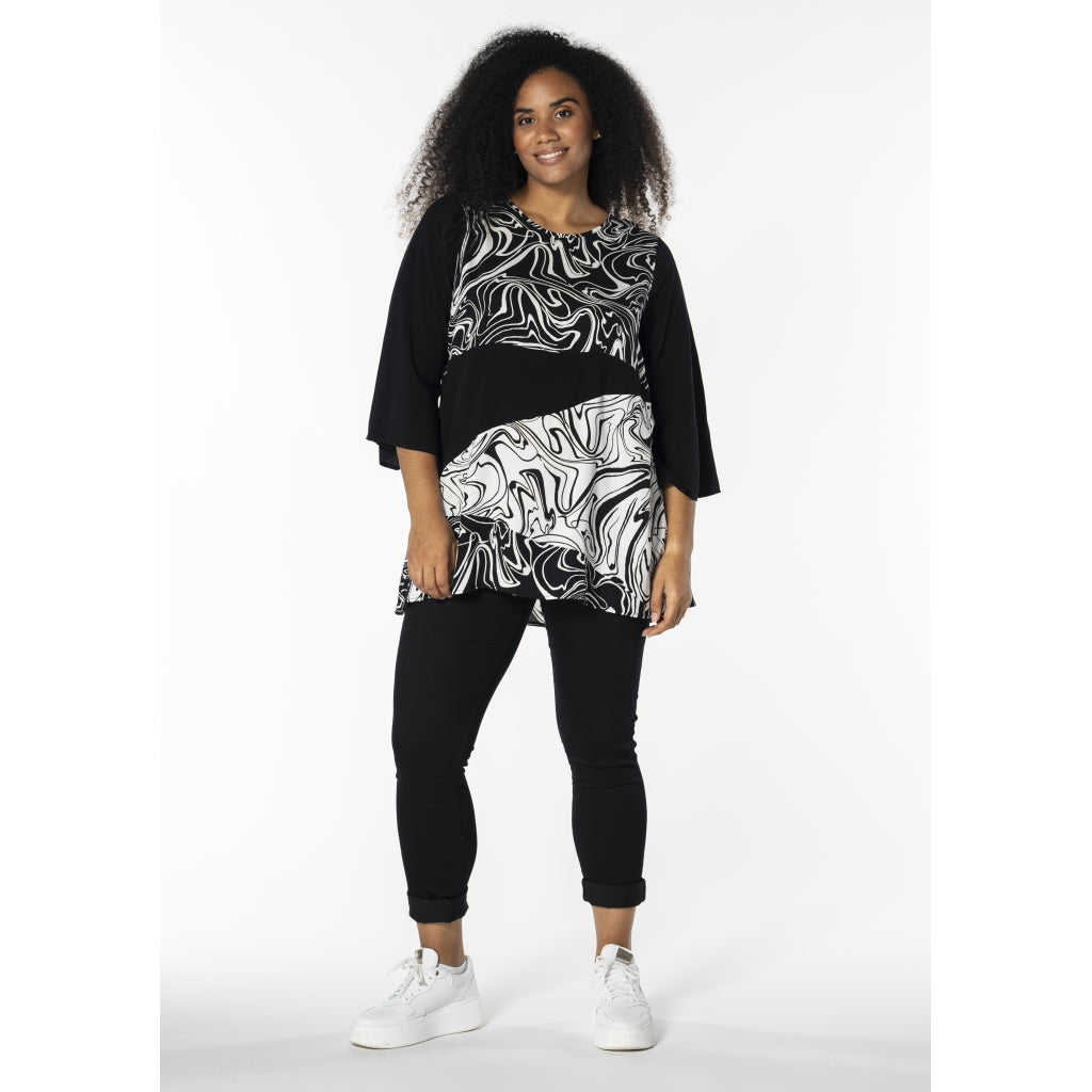 Studio SSophie Tunic Tunic Black with white zebra