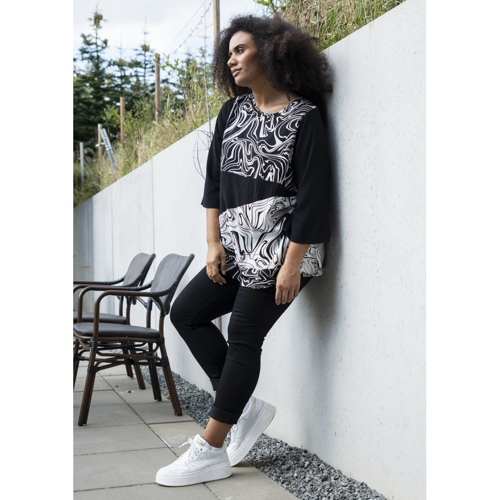 Studio SSophie Tunic Tunic Black with white zebra